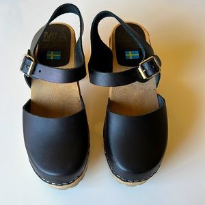Mia clogs size 38 (US 7) - barely worn